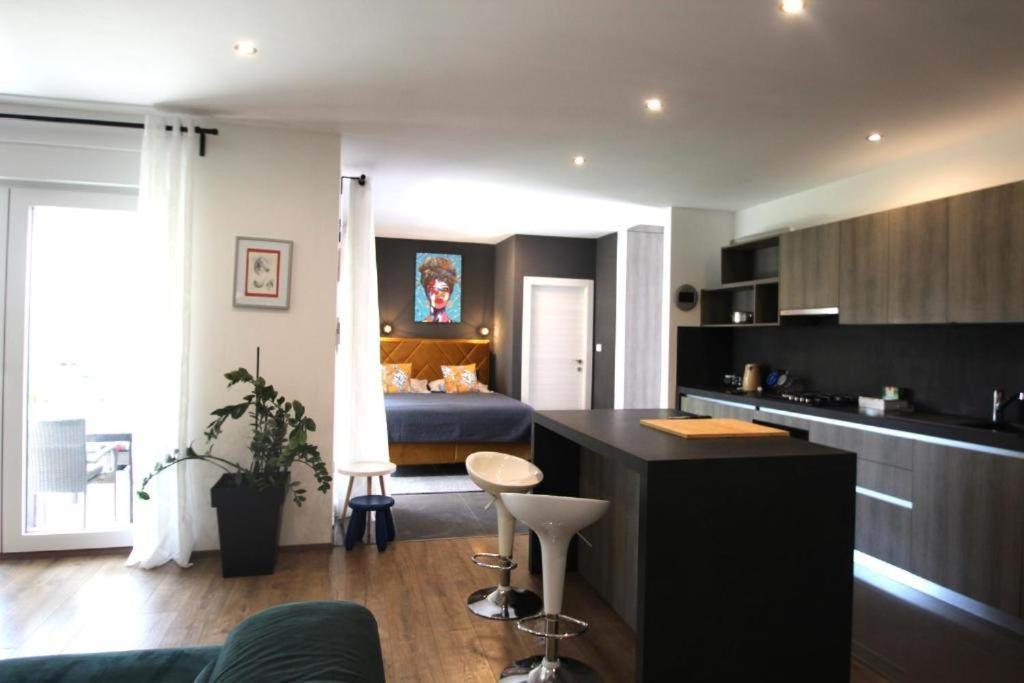Studio Apartments Villa Valla - Free Bikes Fažana Eksteriør billede